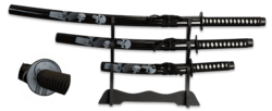 Tole10, Skulls Daisho Katana Sæt Med Stander