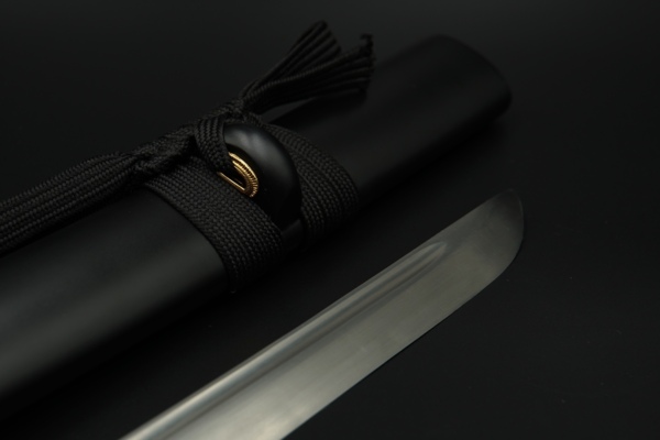 katana "Halvt Håndlavet" - Sageo og Klinge