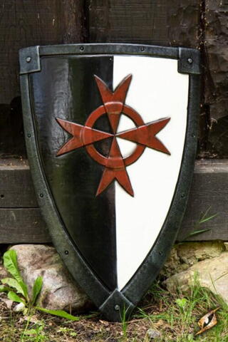 Crusader Shield - M - Black/White