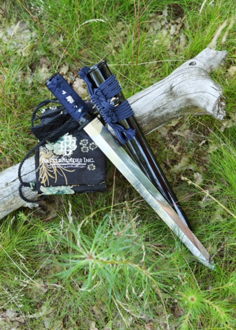BattleBlades, Kage No Senshi Tsurugi Wakizashi Med Pose