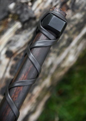 Windlass, Axe Of Ragnar, Ragnar Lothbroks Økse - Økse Ryg