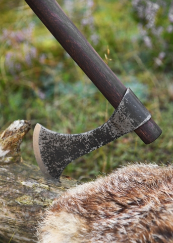 Windlass, Francesca Økse - Hoved