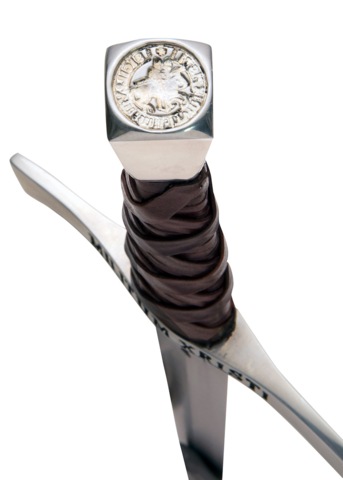 Windlass, Faithkeeper Dagger - Pommel