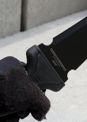 United Cutlery, Combat Commander Gladiator Swærd Med Skede