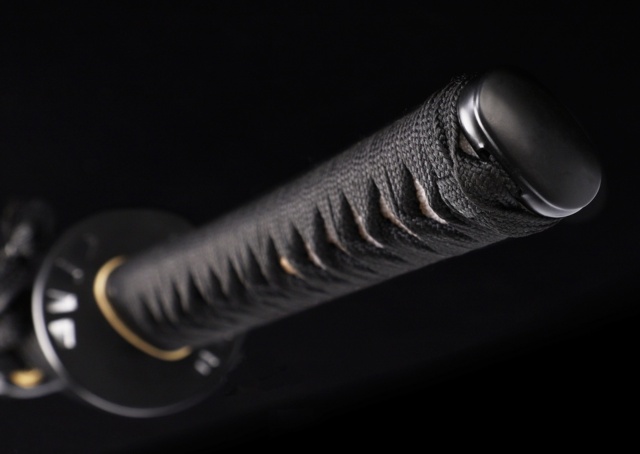 WKC, Practical Yuga Katana, Springstål - Kashira