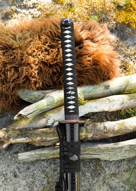 Dragon King Pine Crane Katana - Tsuka