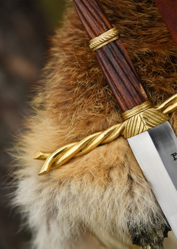 Battle Merchant Writhen Hilt Bastardsværd - Parerstang