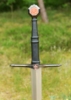 Black Knightly Sword – Middelaldersværd med Tempelriddermotiver og Sort Skede - Greb