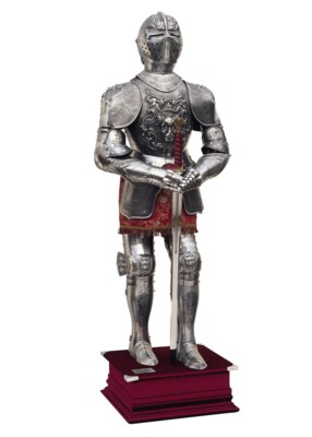Marto Embossed Carlos V Suit of Knights Armor – Eksklusiv Middelalder Ridderrustning