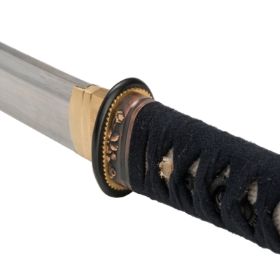 John Lee Golden Flower Tanto – Håndsmedet Damaskus Tanto med Sakura-detaljer